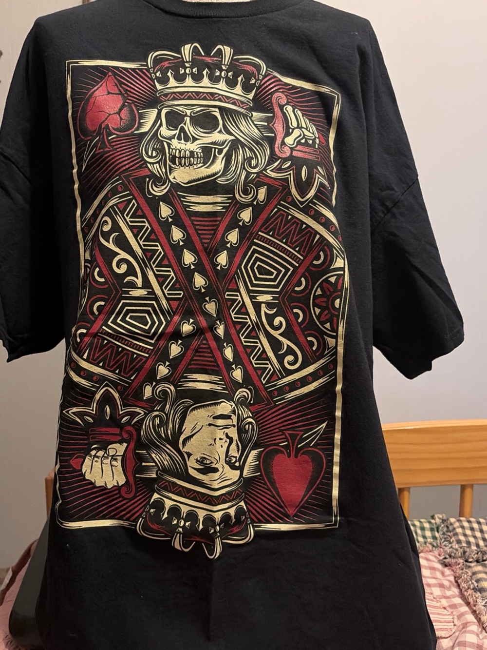 Men's Black Graphic Skull King Tee with Red and Cream Accents